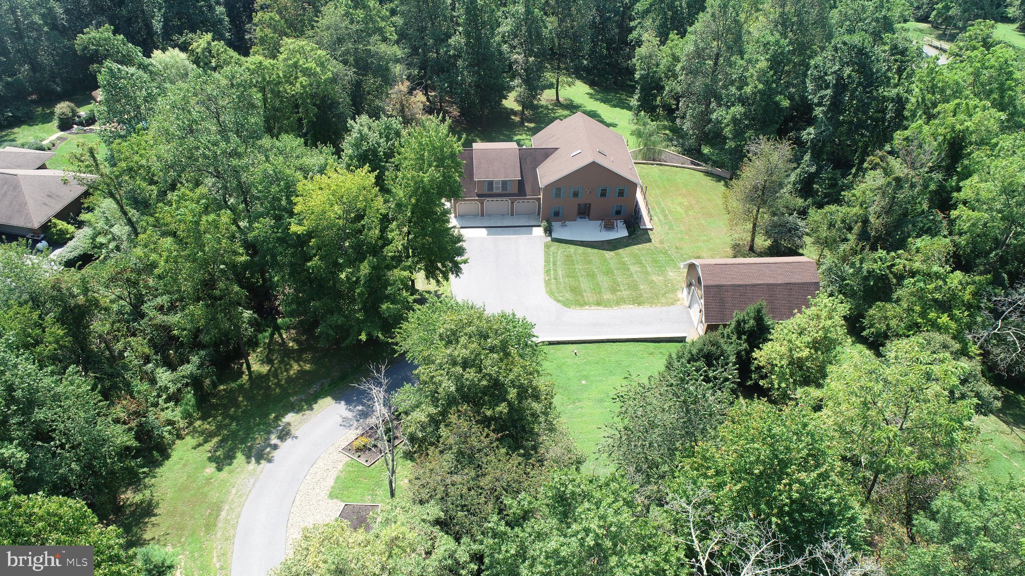 240 Robson Road Dillsburg, PA 17019 - Photo 3 of 71