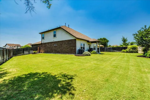 $525,000 | 125 Groesbeck Lane, Leander, TX 78641