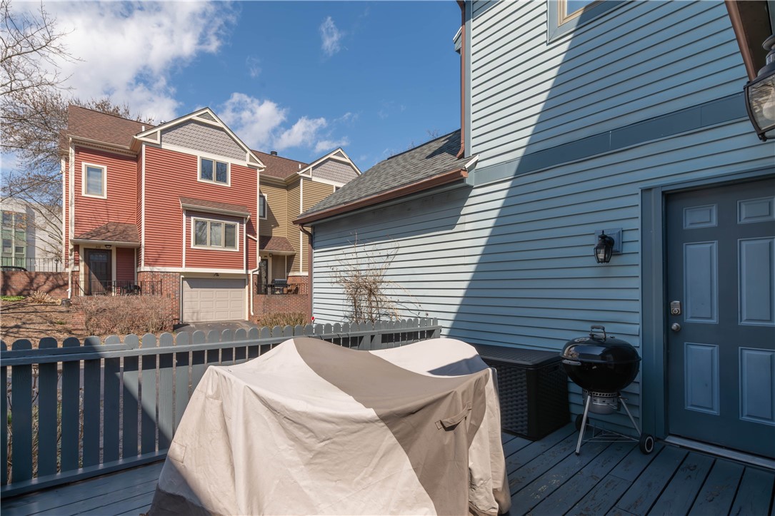 215 South Fitzhugh Street Rochester, NY 14608 - Photo 37 of 39 Deck