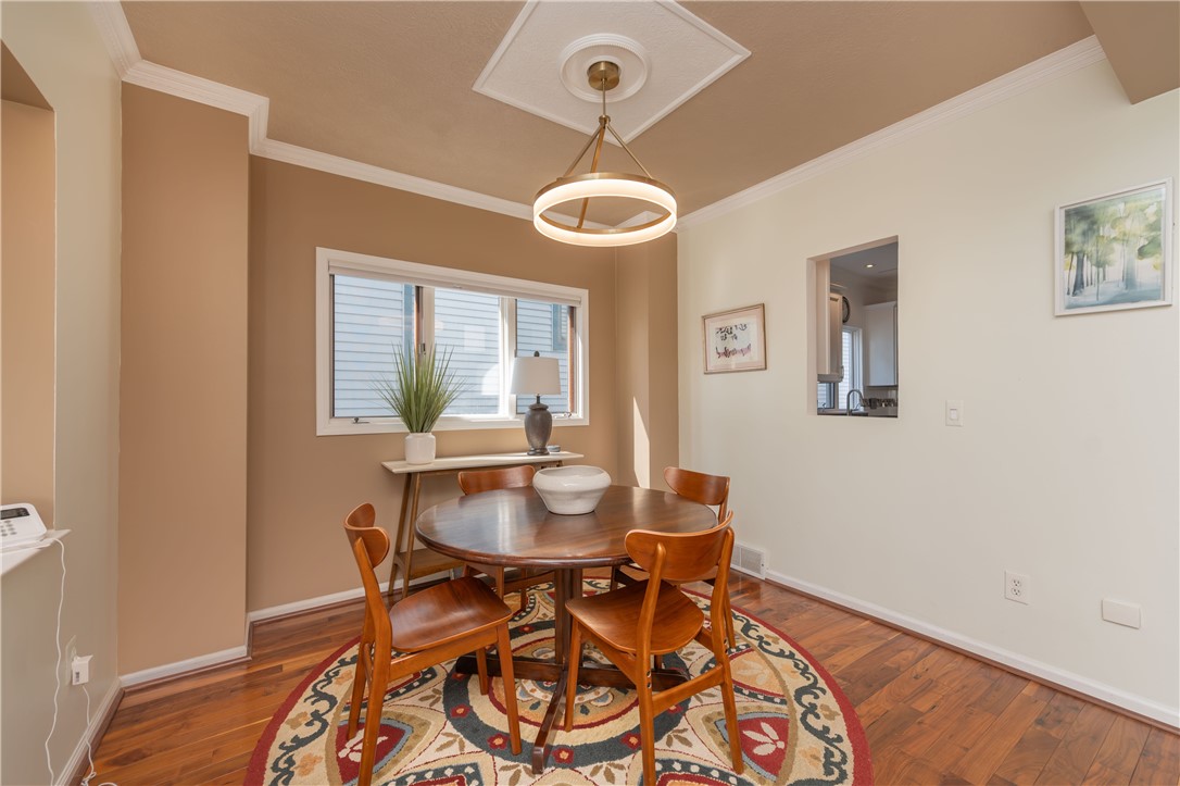 215 South Fitzhugh Street Rochester, NY 14608 - Photo 9 of 39 Dining room