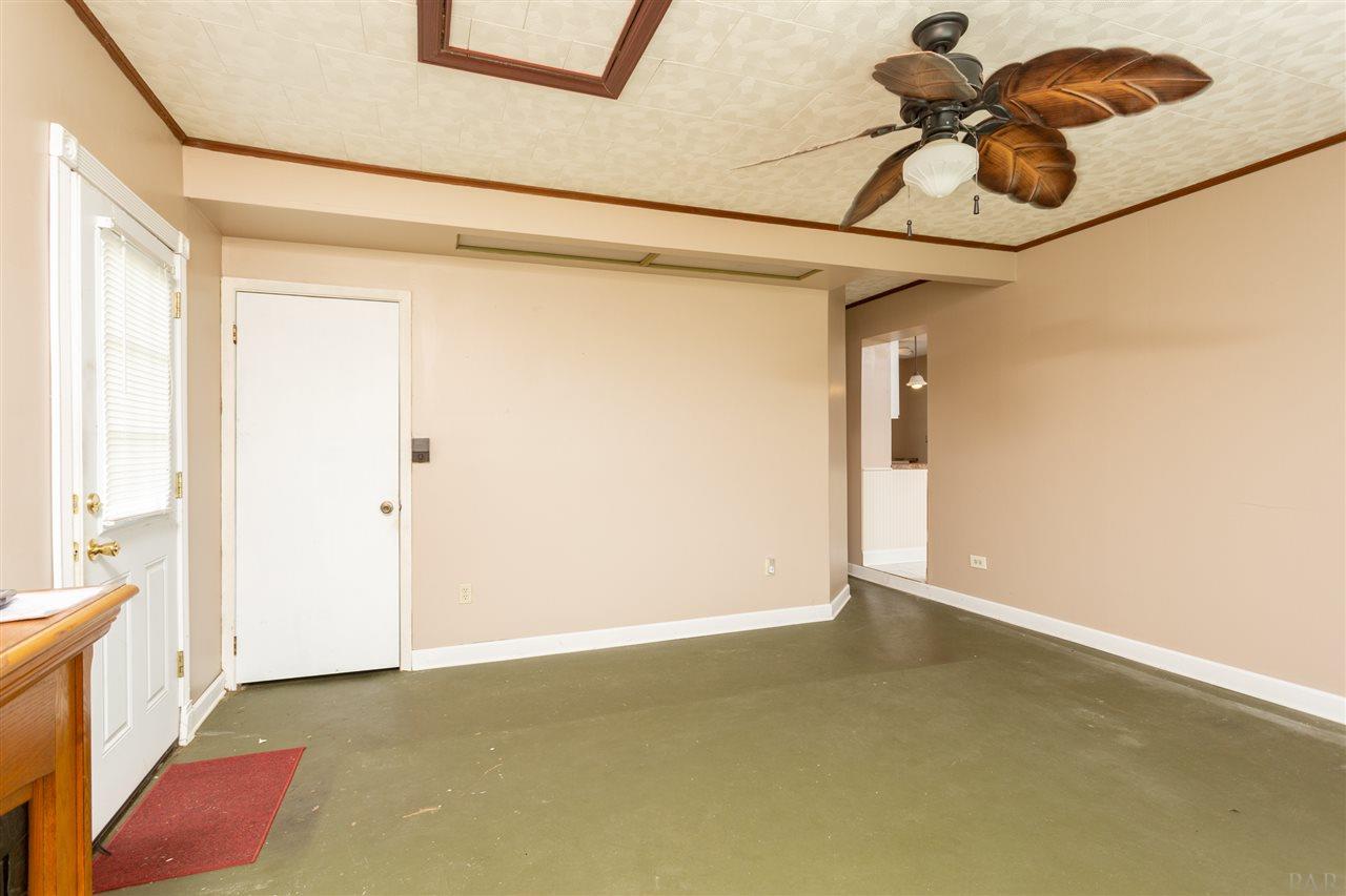 1745 West Kingsfield Road Cantonment, FL 32533 - Photo 16 of 40 Gallery Image 16