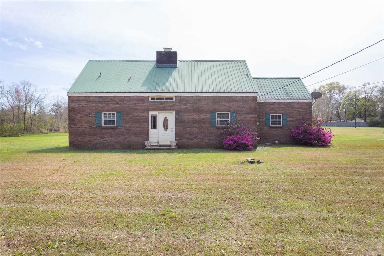1745 West Kingsfield Road Cantonment, FL 32533 - Photo 3 of 40 Gallery Image 3