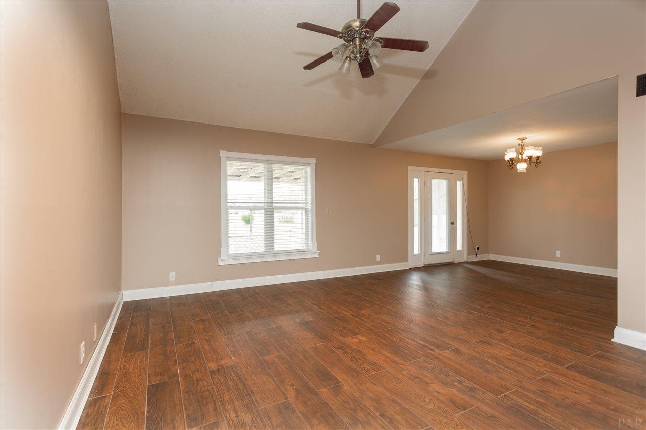 1745 West Kingsfield Road Cantonment, FL 32533 - Photo 9 of 40 Gallery Image 9