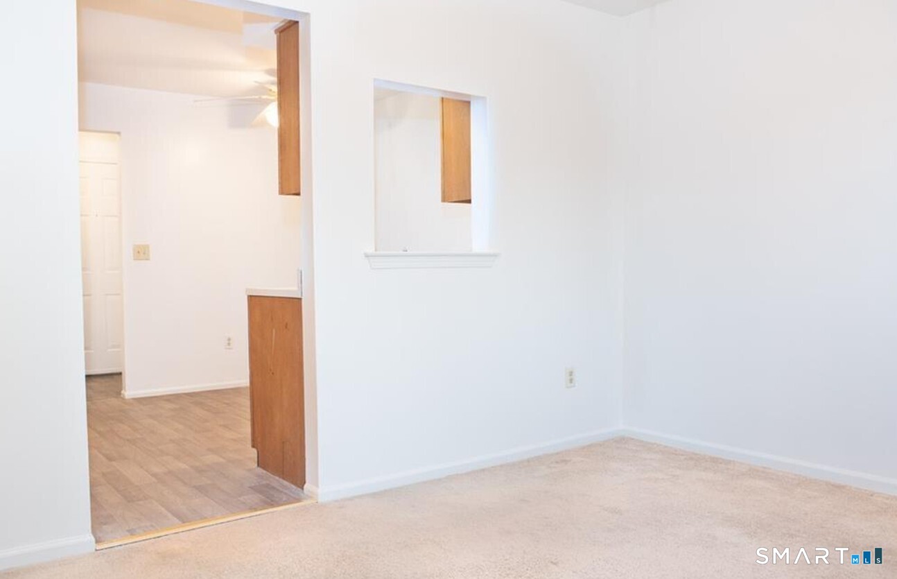 211 Windgate Circle, Unit B Monroe, CT 06468 - Photo 9 of 25