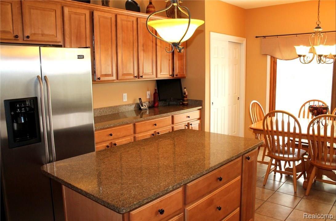 49577 Potomac Road Canton, MI 48188 - Photo 16 of 47 IMG_7505.JPG