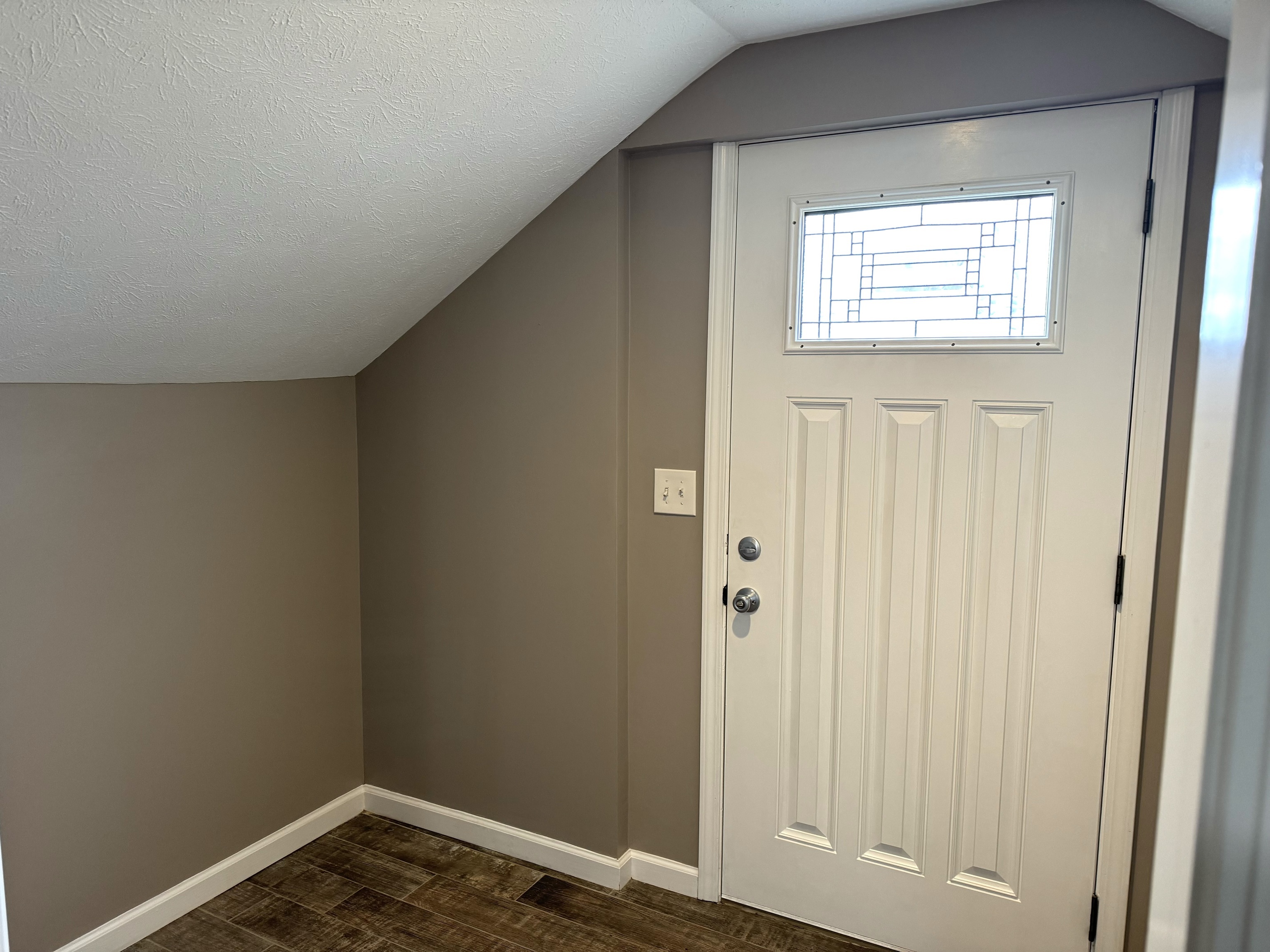 785 Enos Road Seymour, IN 47274 - Photo 2 of 28