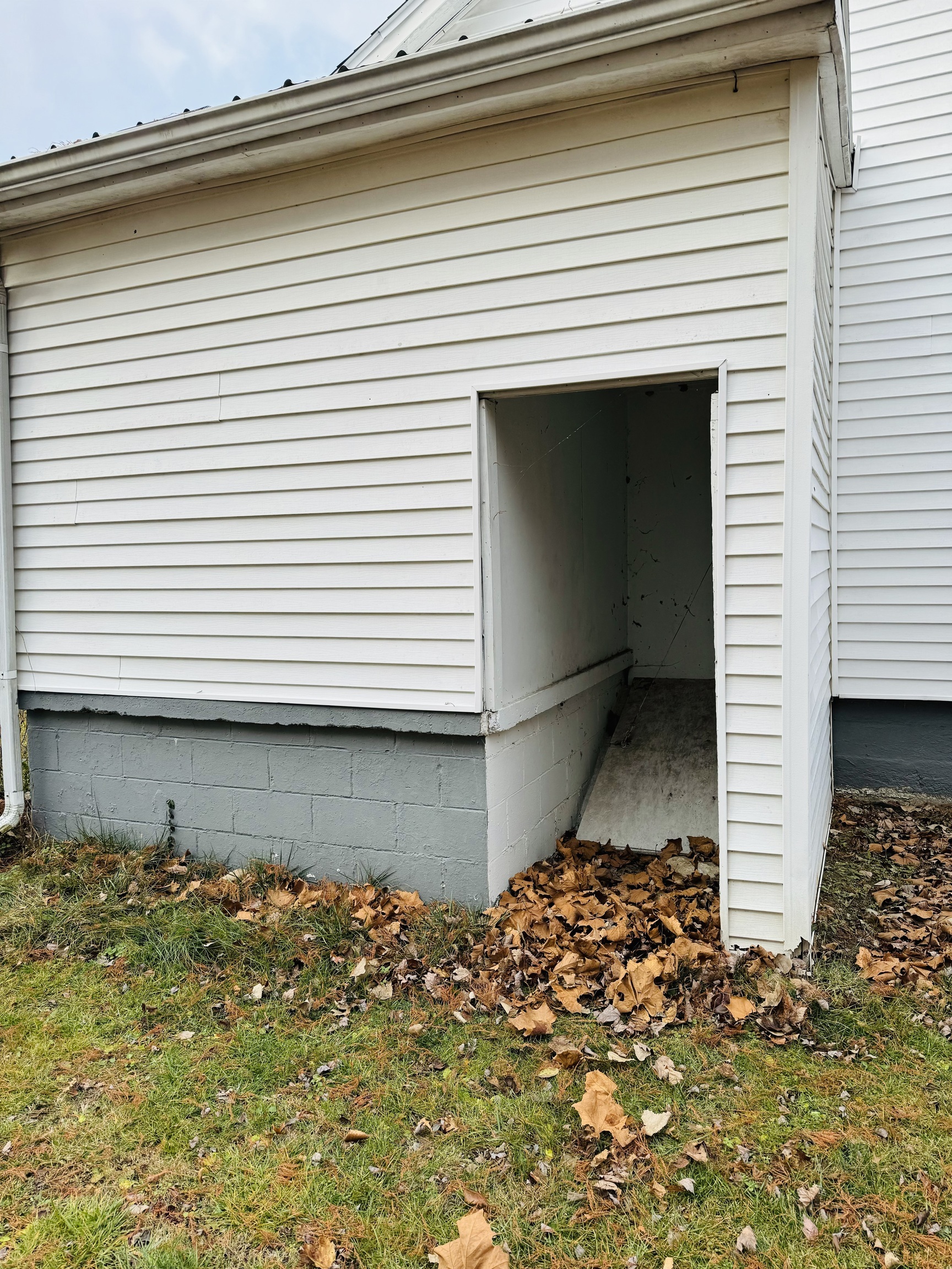 785 Enos Road Seymour, IN 47274 - Photo 21 of 28