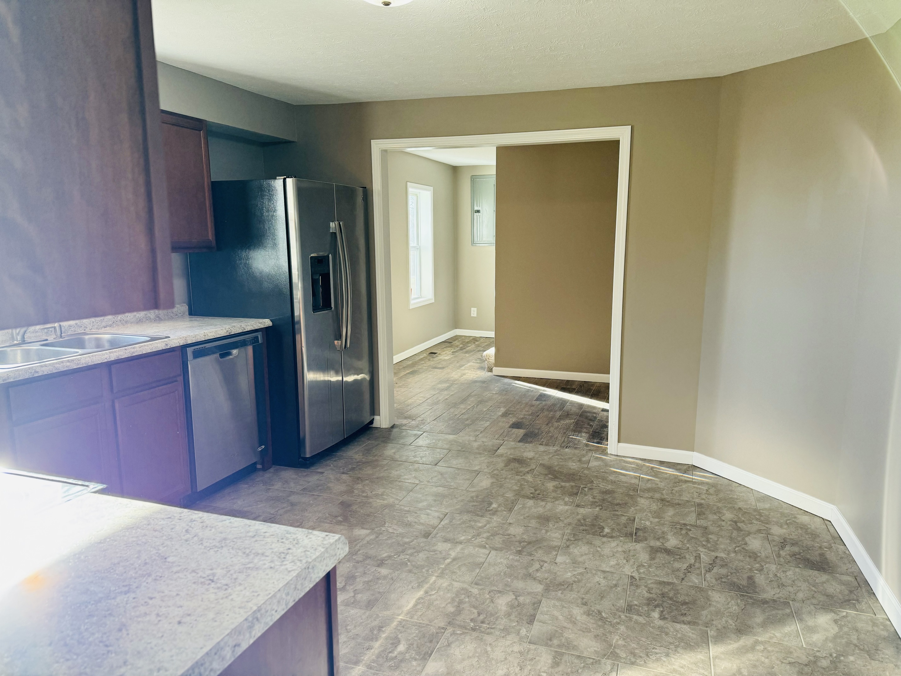 785 Enos Road Seymour, IN 47274 - Photo 4 of 28