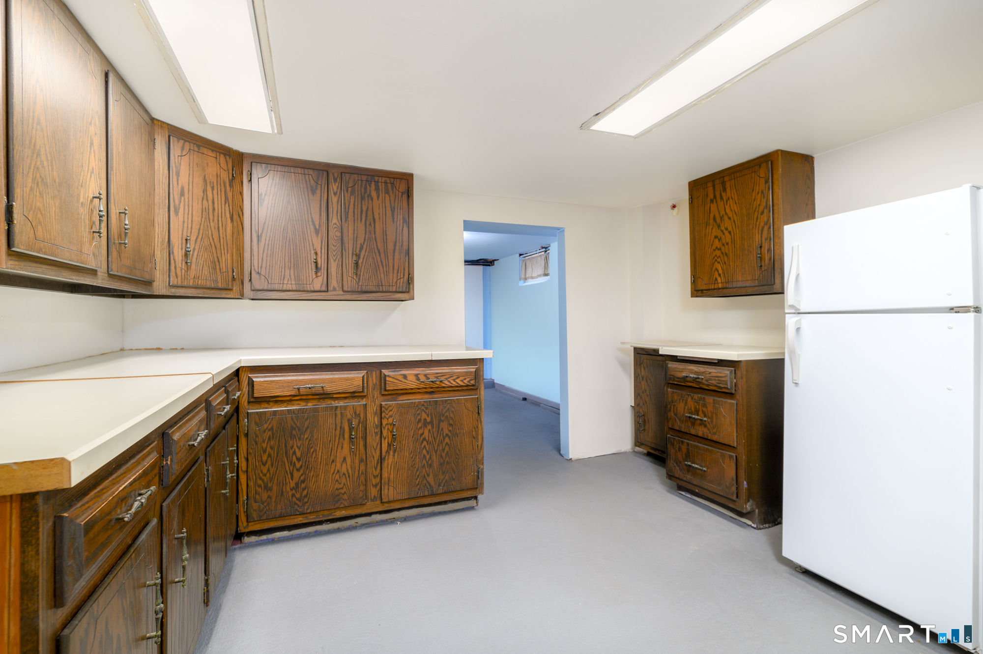 20 Rockmere Road Norwalk, CT 06851 - Photo 25 of 29 Kitchenette