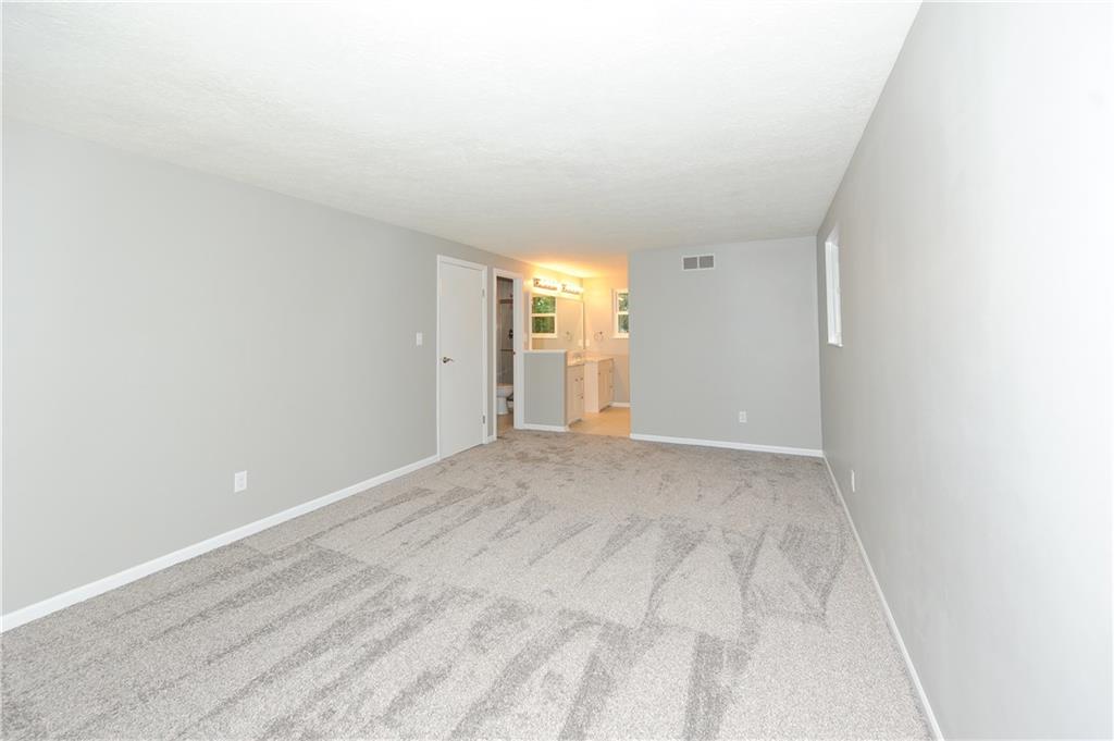 8414 Castle Ridge Lane Indianapolis, IN 46256 - Photo 28 of 40 Gallery Image 28