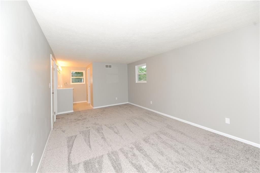 8414 Castle Ridge Lane Indianapolis, IN 46256 - Photo 29 of 40 Gallery Image 29