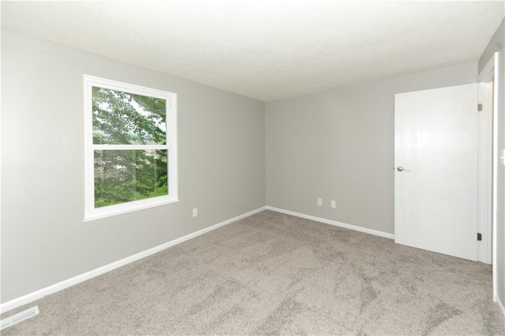 8414 Castle Ridge Lane Indianapolis, IN 46256 - Photo 35 of 40 Gallery Image 35