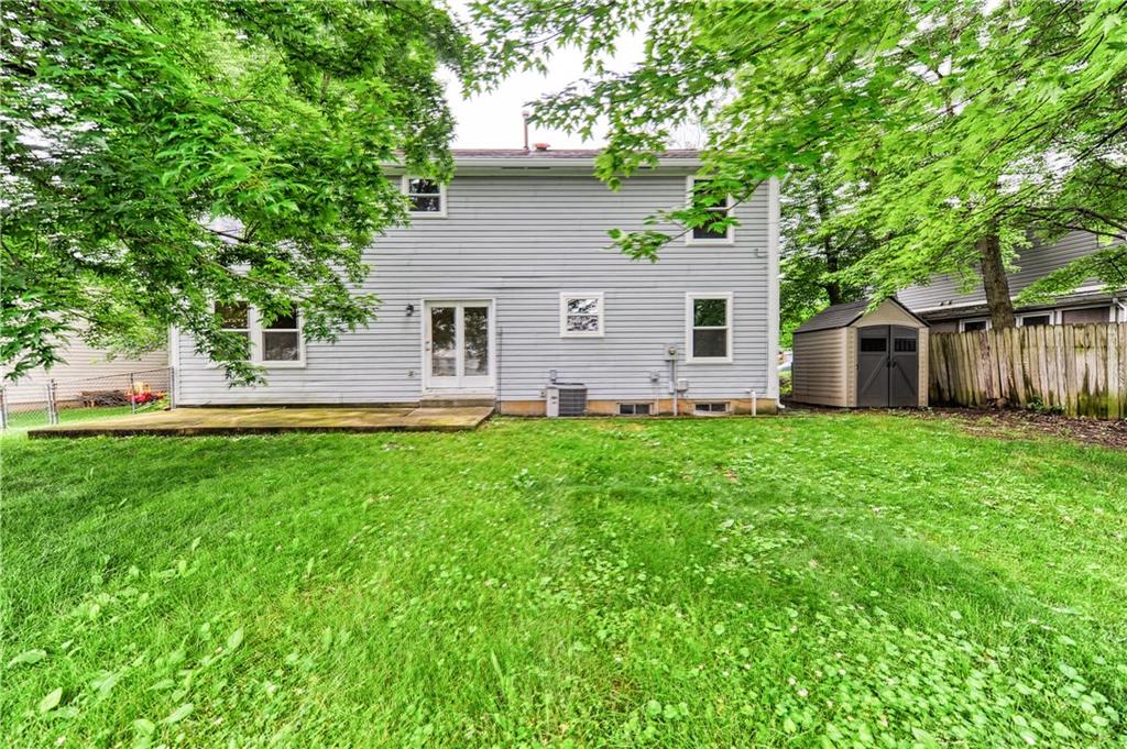 8414 Castle Ridge Lane Indianapolis, IN 46256 - Photo 6 of 40 Gallery Image 6