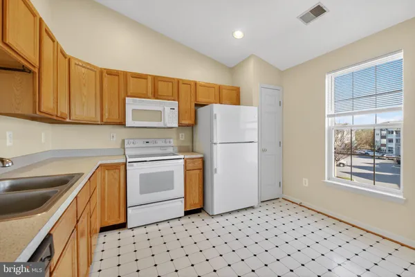 $275,000 | 6409 Weatherby Court, Unit M, Frederick, MD 21703