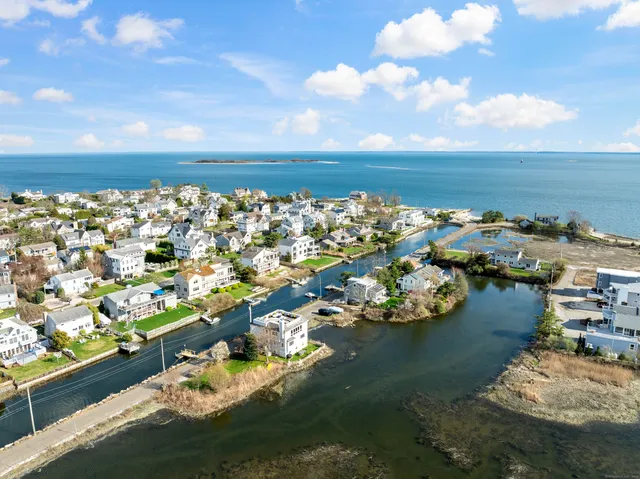 $1,895,000 | 24 Canal Road, Westport, CT 06880