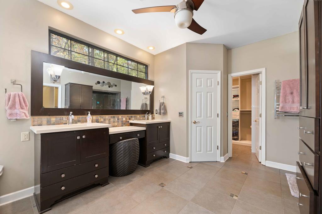 318 North Buckeye Loop Midland, GA 31820 - Photo 11 of 28