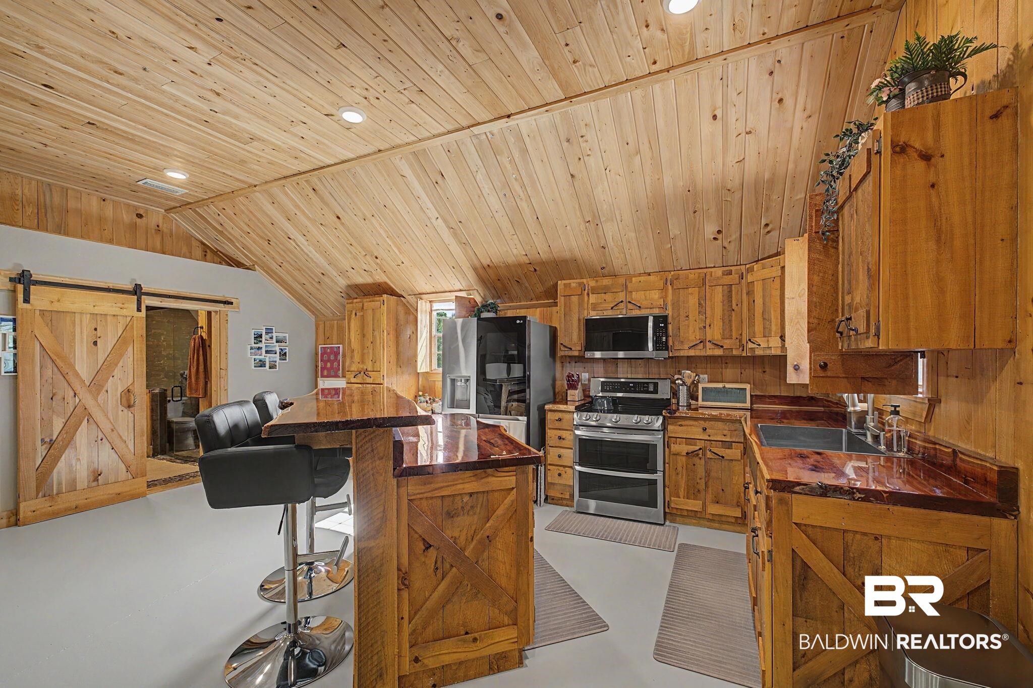 26895 C R Watson Road Robertsdale, AL 36567 - Photo 56 of 89 Kitchen