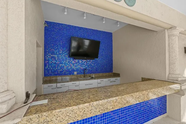 $6,000 | 411 North New River Drive East, Unit 2205, Fort Lauderdale, FL 33301