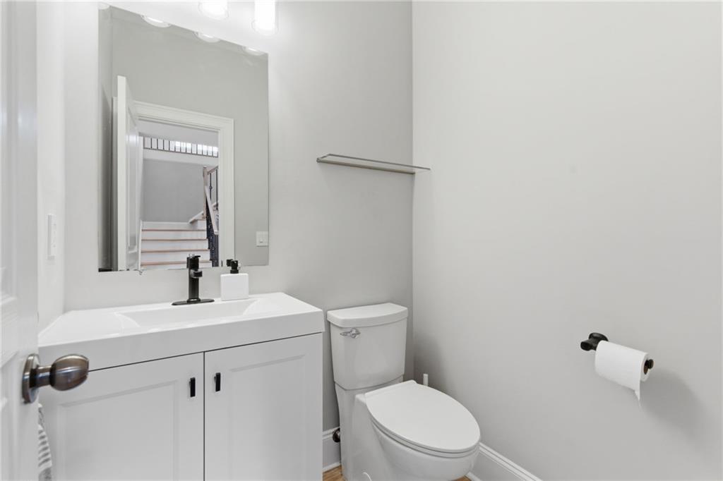 996 Pitts Road, Unit D Sandy Springs, GA 30350 - Photo 18 of 42