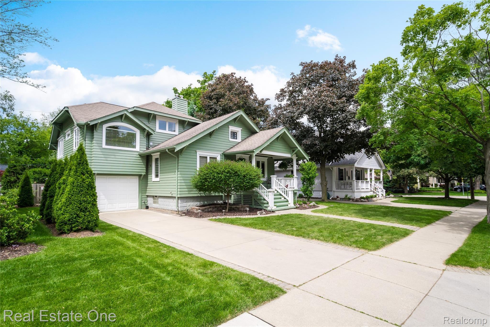 608 7th Street Rochester, MI 48307 - Photo 2 of 50 Exteriors 3.jpg