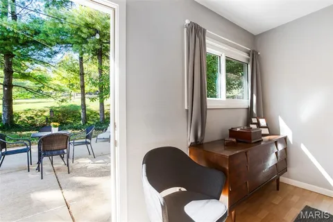 $489,900 | 709 Cheviot Court, St. Louis, MO 63122