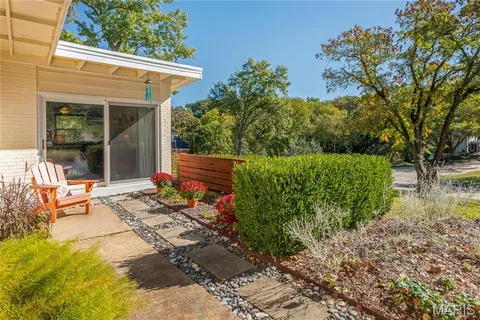 $489,900 | 709 Cheviot Court, St. Louis, MO 63122