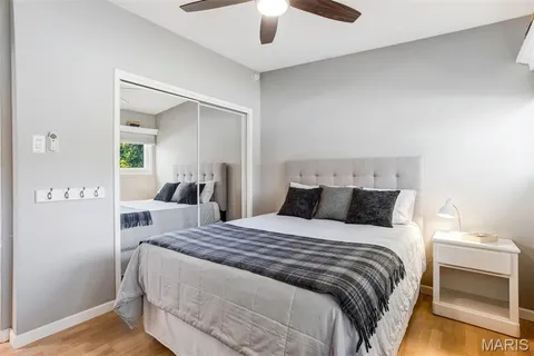 $489,900 | 709 Cheviot Court, St. Louis, MO 63122