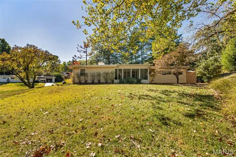 $489,900 | 709 Cheviot Court, St. Louis, MO 63122