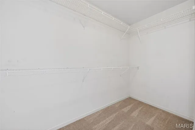 $699,900 | 305 Hays Hill Drive, Fenton, MO 63026