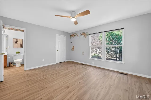 $699,900 | 305 Hays Hill Drive, Fenton, MO 63026