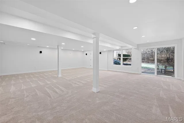 $699,900 | 305 Hays Hill Drive, Fenton, MO 63026