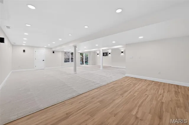 $699,900 | 305 Hays Hill Drive, Fenton, MO 63026