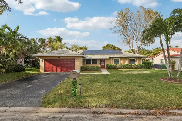 $4,900 | 11573 Northwest 39th Place, Coral Springs, FL 33065