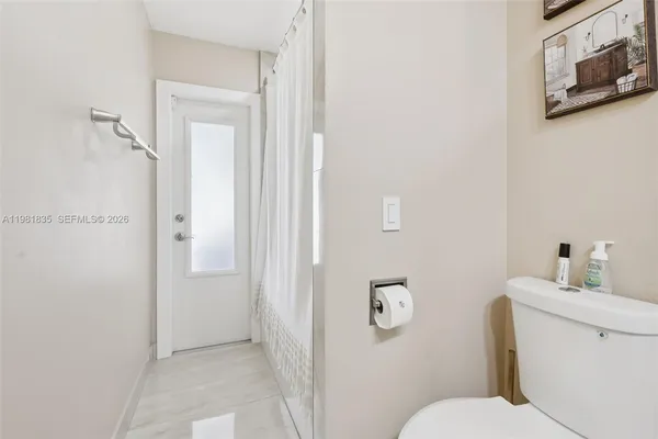 $4,900 | 11573 Northwest 39th Place, Coral Springs, FL 33065