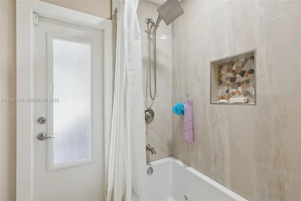 $4,900 | 11573 Northwest 39th Place, Coral Springs, FL 33065