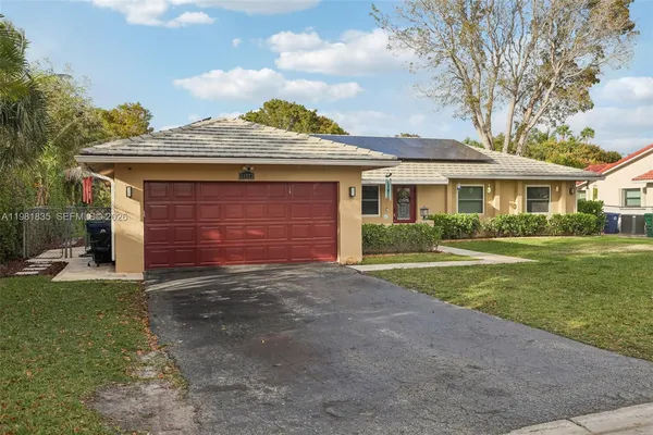 $4,900 | 11573 Northwest 39th Place, Coral Springs, FL 33065