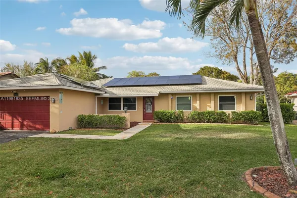 $4,900 | 11573 Northwest 39th Place, Coral Springs, FL 33065