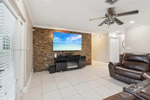 $4,900 | 11573 Northwest 39th Place, Coral Springs, FL 33065