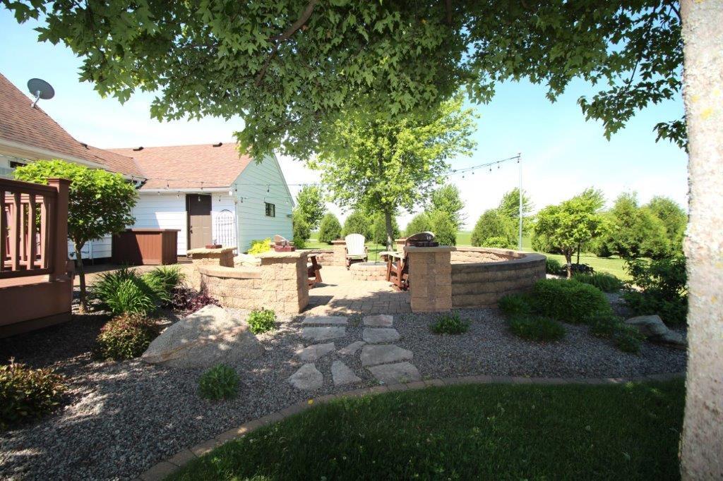 11697 210th Street East Kenyon, MN 55946 - Photo 4 of 19