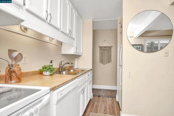 $268,888 | 4888 Clayton Road, Unit 6, Concord, CA 94521