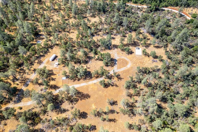 a view of a yard of a house