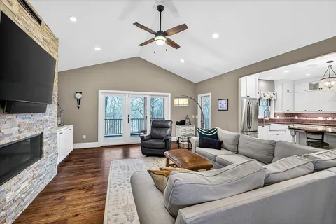 $1,350,000 | 3167 Woodhill Circle, Verona, WI 53593