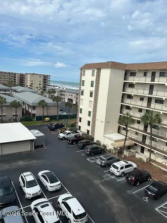 $2,500 | 3060 North Atlantic Avenue, Unit 611, Cocoa Beach, FL 32931