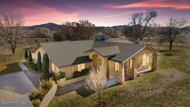 $950,000 | 475 Highway 69, Prescott Valley, AZ 86327