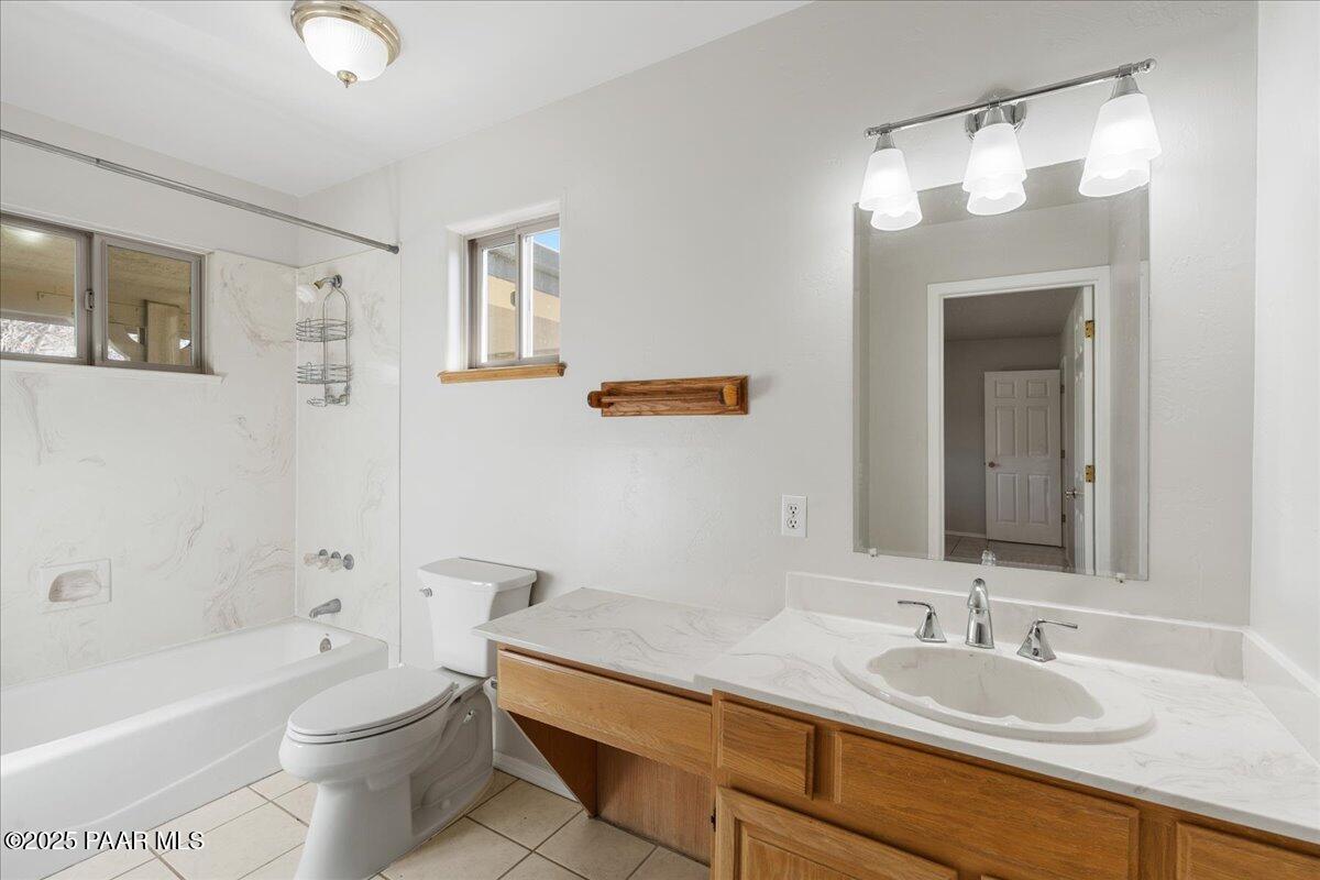 475 Highway 69 Prescott Valley, AZ 86327 - Photo 27 of 64 Guest Bathroom 2