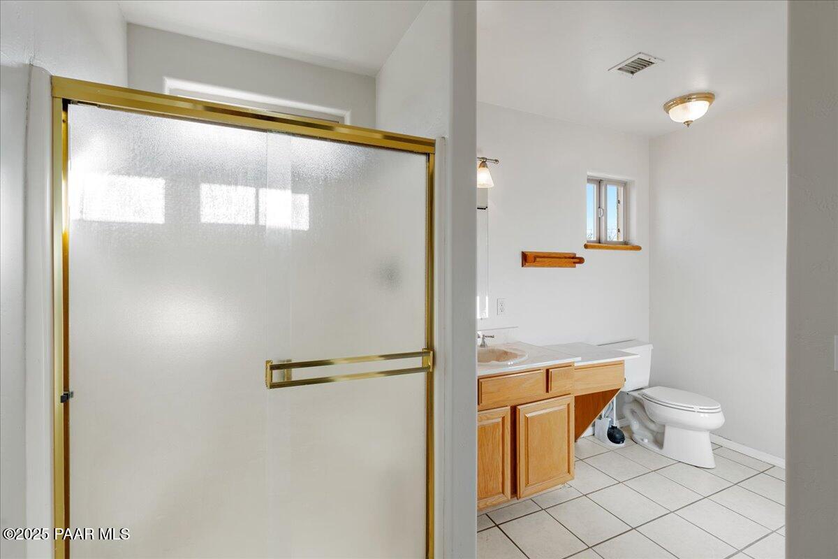 475 Highway 69 Prescott Valley, AZ 86327 - Photo 33 of 64 Guest Bathroom 3