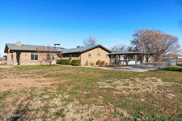$950,000 | 475 Highway 69, Prescott Valley, AZ 86327