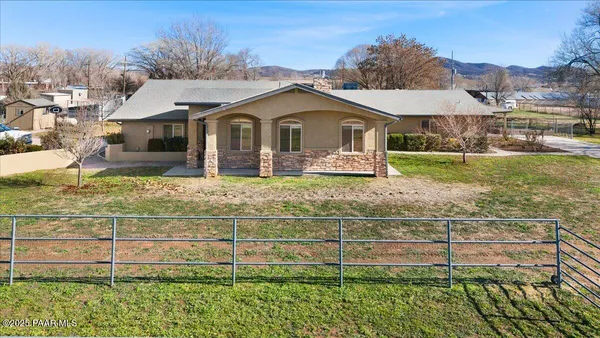 $895,000 | 475 Highway 69, Prescott Valley, AZ 86327