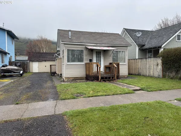 $179,000 | 2208 Cedar Street, La Grande, OR 97850