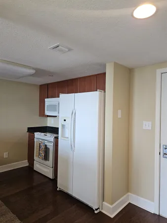 $255,000 | 300 South Duval Street, Unit 1003, Tallahassee, FL 32301